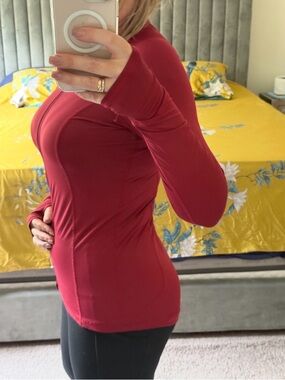 BloqUV Women's UPF 50 Sun Protective Mock Neck Active Top Size M Red Burgundy